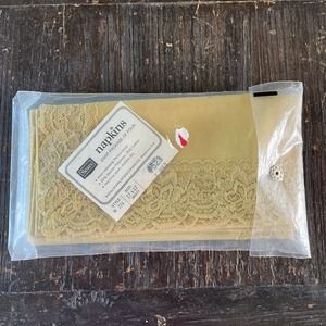 Vtg SEARS Cloth Napkins with Lace Trim Set of 4 Gold 17x17 Perma-Prest - NOS